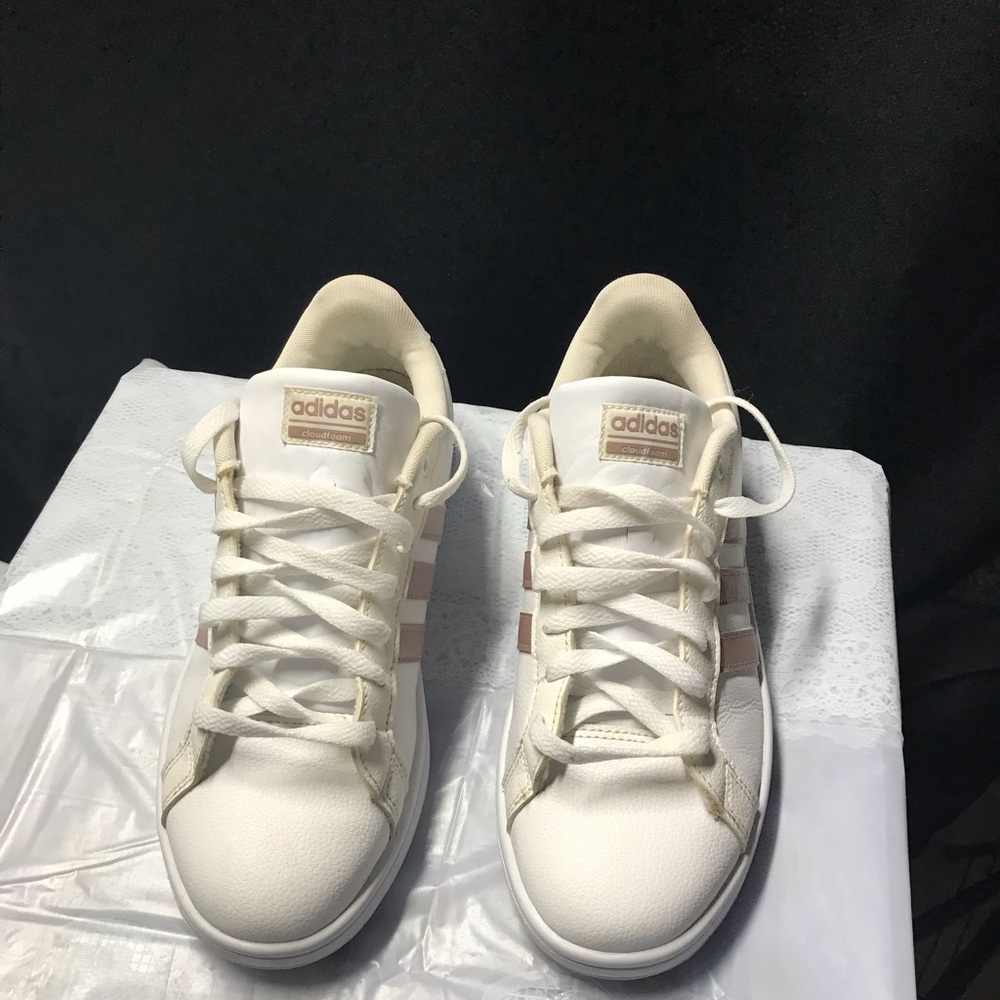 adidas Women's Sneakers in White and Pink